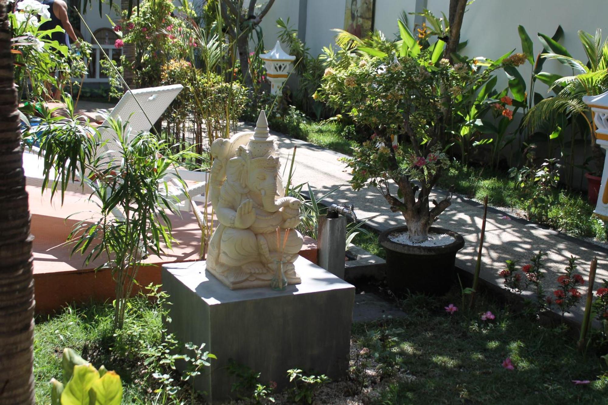 New Balengku Dua Hotel - Adults Only Gili Air Eksteriør billede