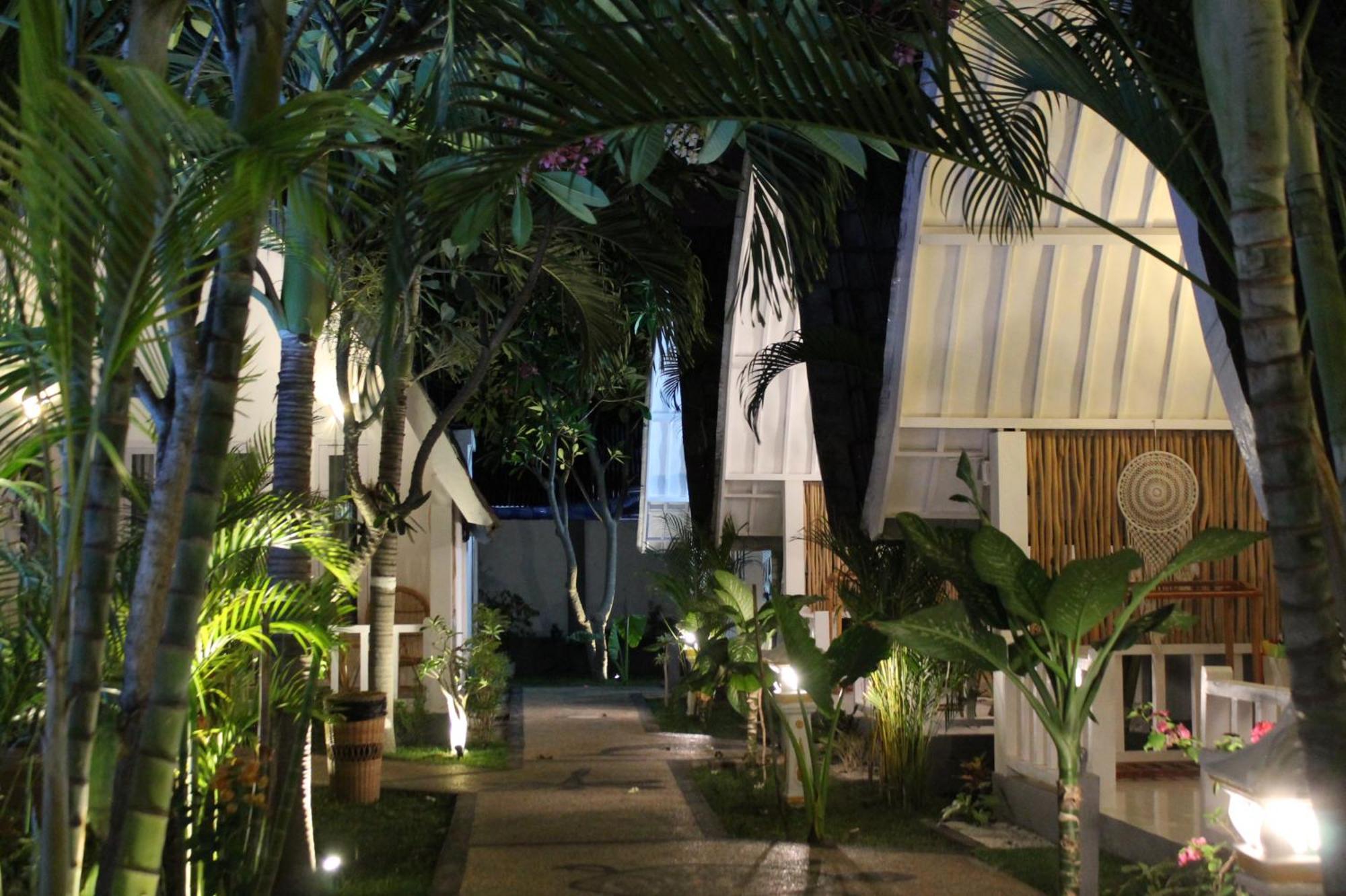 New Balengku Dua Hotel - Adults Only Gili Air Eksteriør billede