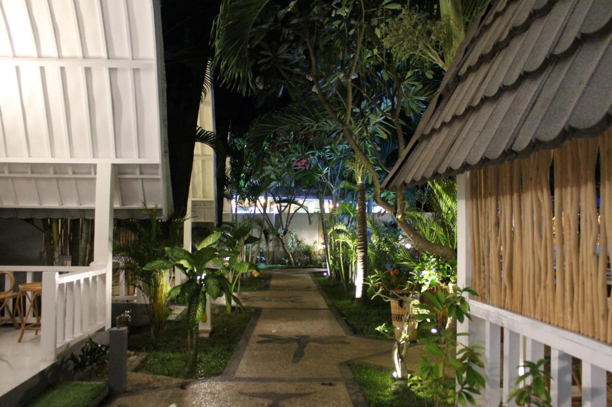 New Balengku Dua Hotel - Adults Only Gili Air Eksteriør billede