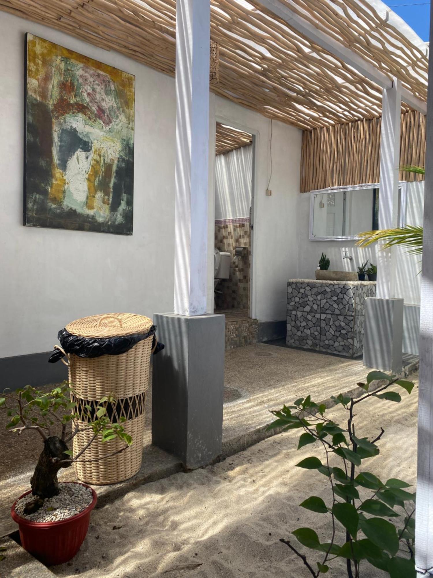 New Balengku Dua Hotel - Adults Only Gili Air Eksteriør billede